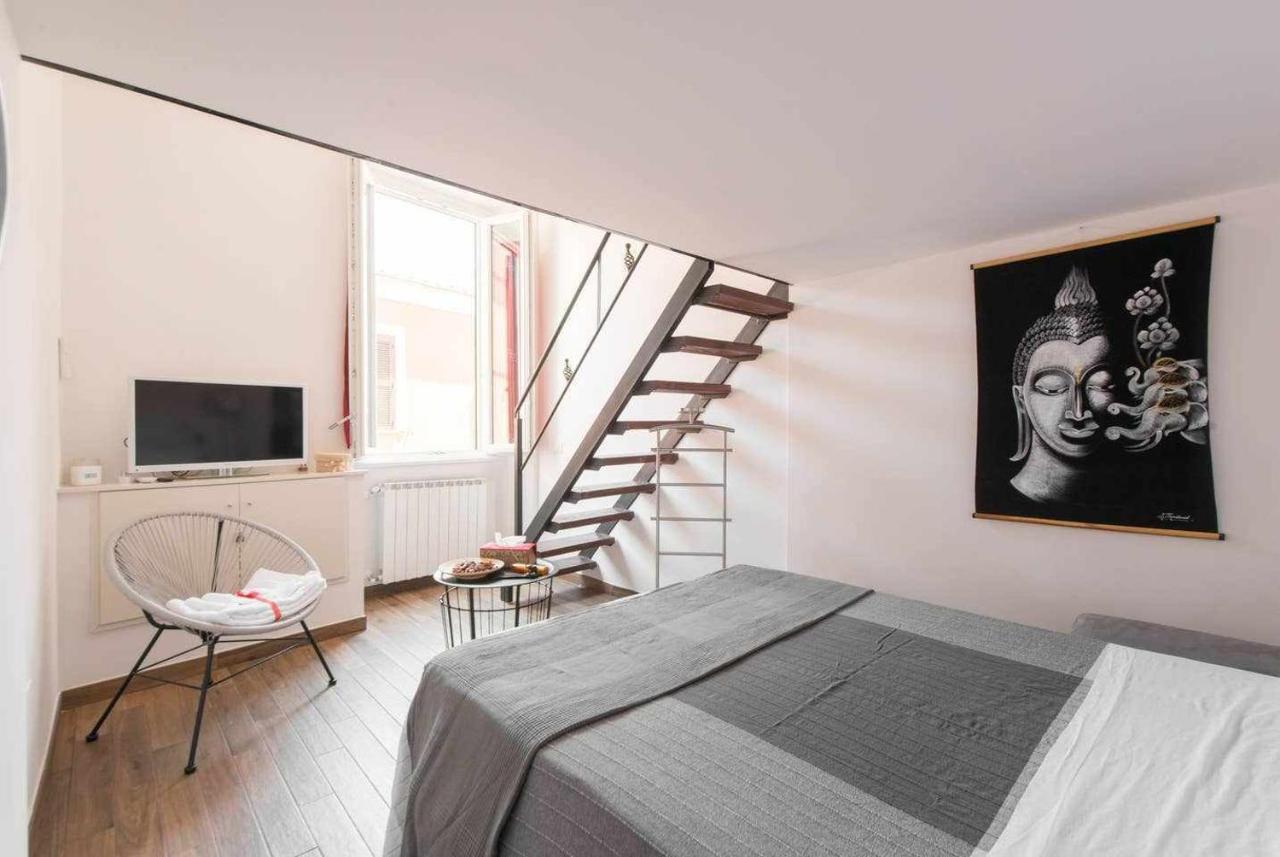 Little House In The Centre Nettuno Apartment Exterior photo