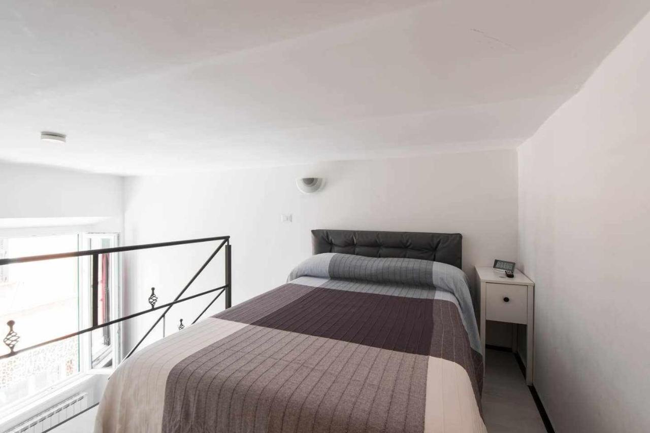 Little House In The Centre Nettuno Apartment Exterior photo